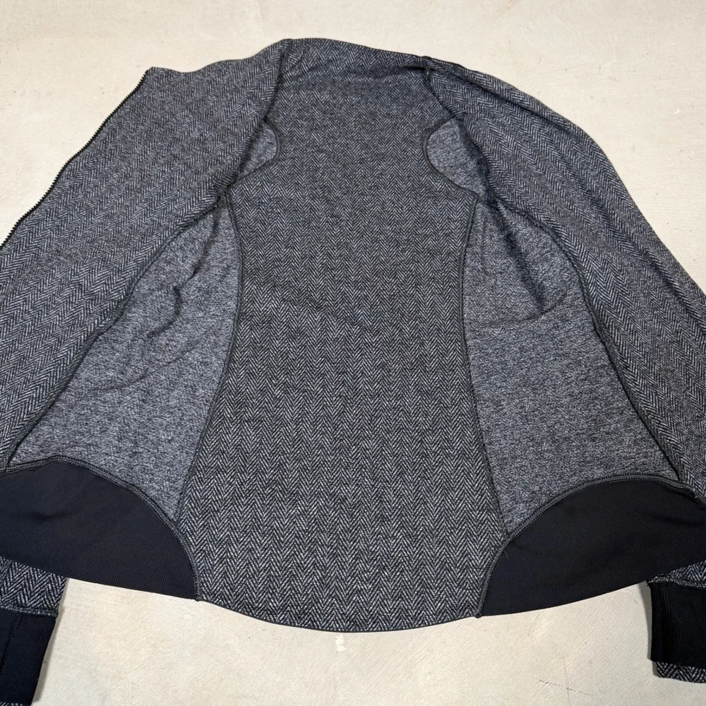 Lululemon Womens emerge renewed Herringbone Athletic Jacket Black Grey Sz 6